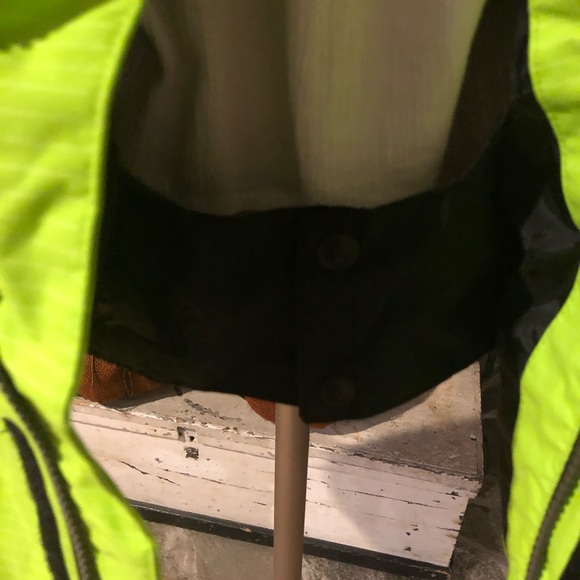 The North Face Women’s Rendezvous Ski coat Green - Picture 4 of 4